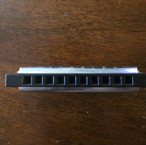 Hohner Bluesband Harmonica - Picture 2 of 3